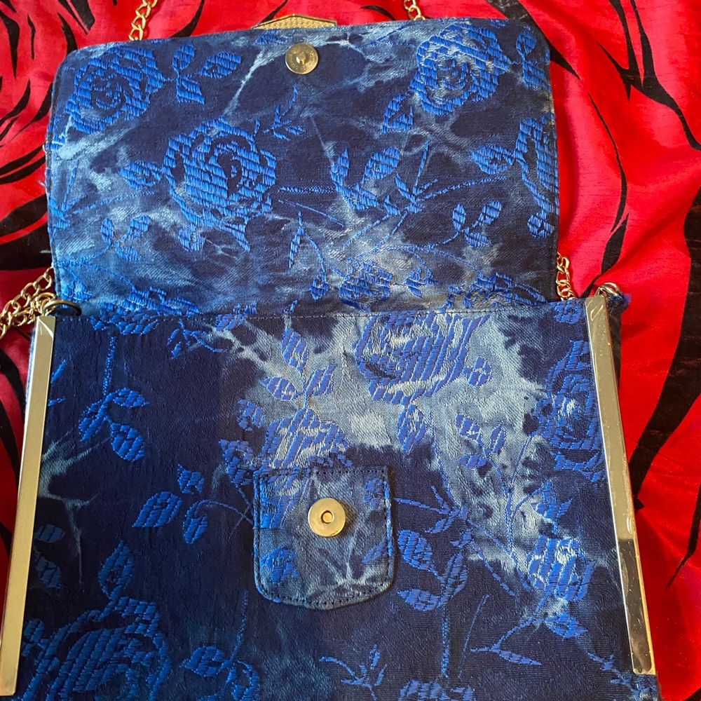 Purse - Picture 3 of 5